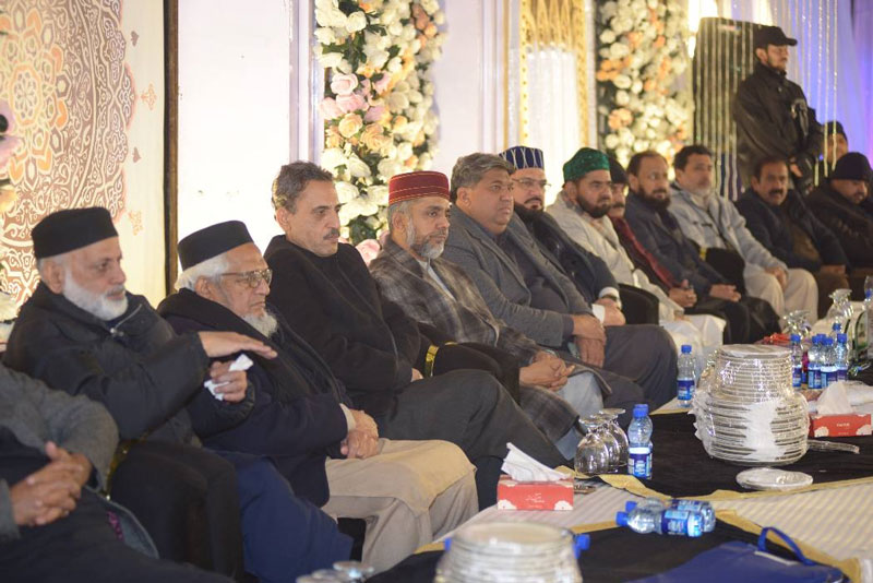 Dr Hassan Qadri address a training session at Haveli Lakha